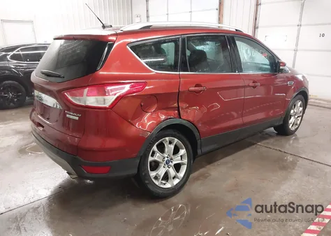 2015 Ford Escape Titanium из США, поврежденный, VIN 1FMCU0JX0FUA28701